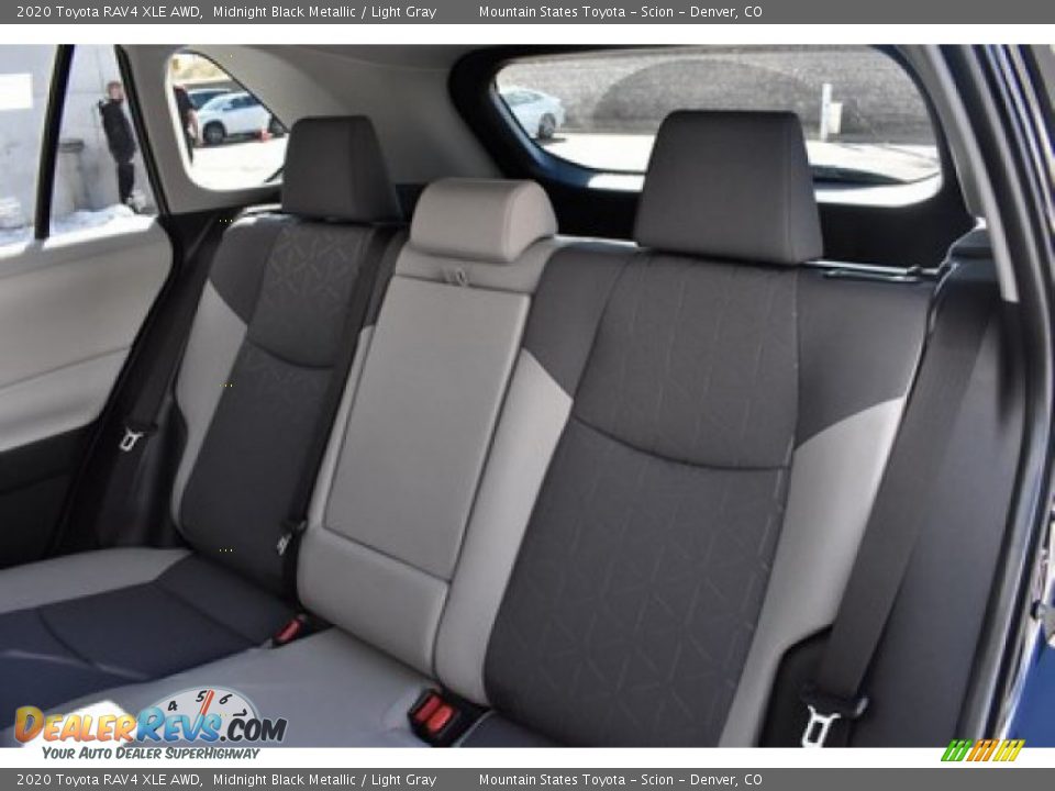 2020 Toyota RAV4 XLE AWD Midnight Black Metallic / Light Gray Photo #10