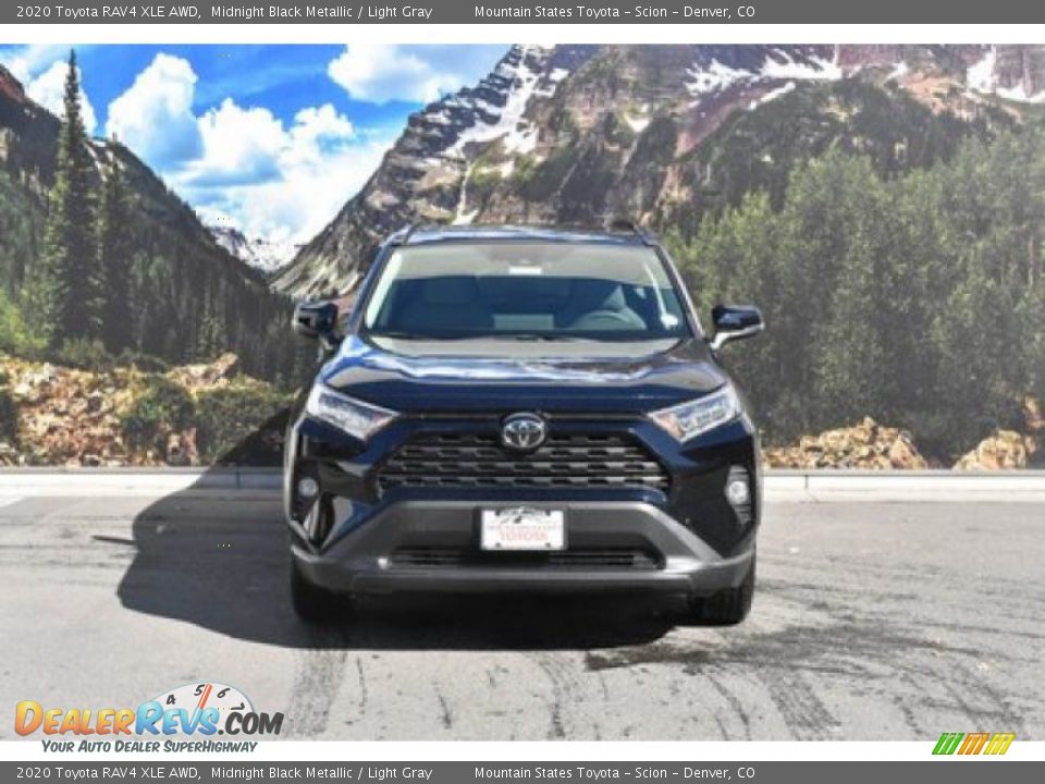 2020 Toyota RAV4 XLE AWD Midnight Black Metallic / Light Gray Photo #2