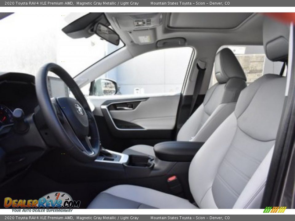 2020 Toyota RAV4 XLE Premium AWD Magnetic Gray Metallic / Light Gray Photo #6