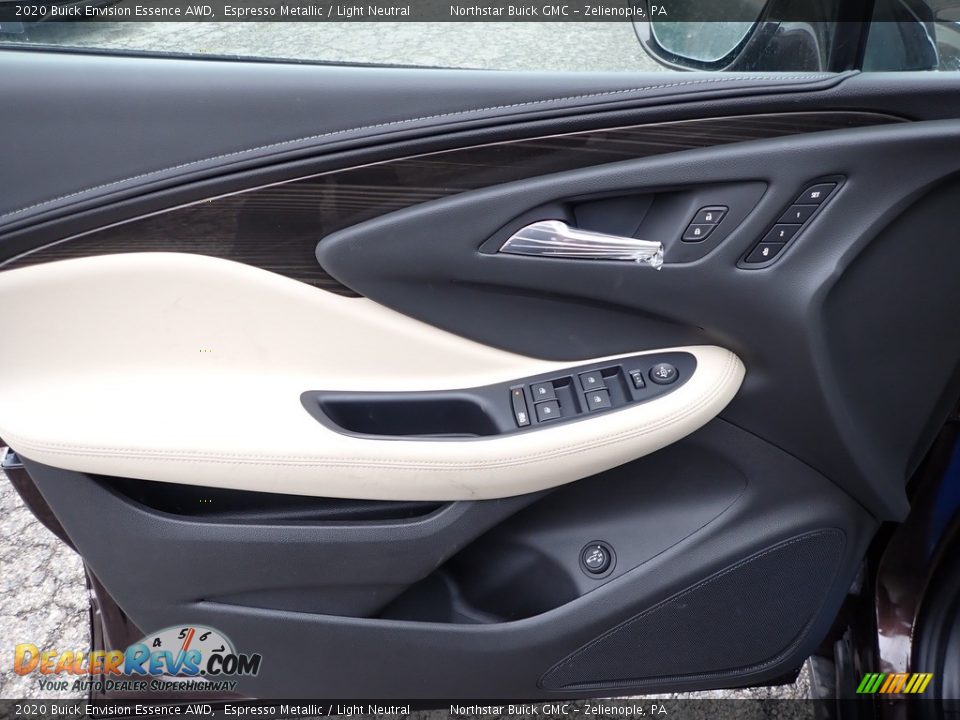 Door Panel of 2020 Buick Envision Essence AWD Photo #17
