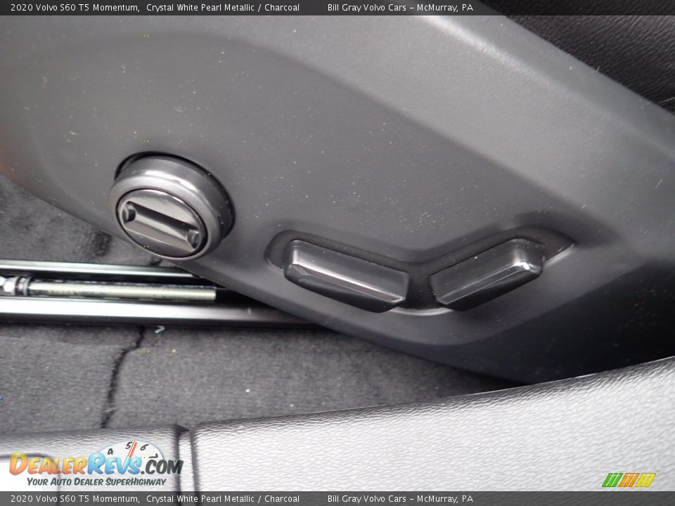2020 Volvo S60 T5 Momentum Crystal White Pearl Metallic / Charcoal Photo #11
