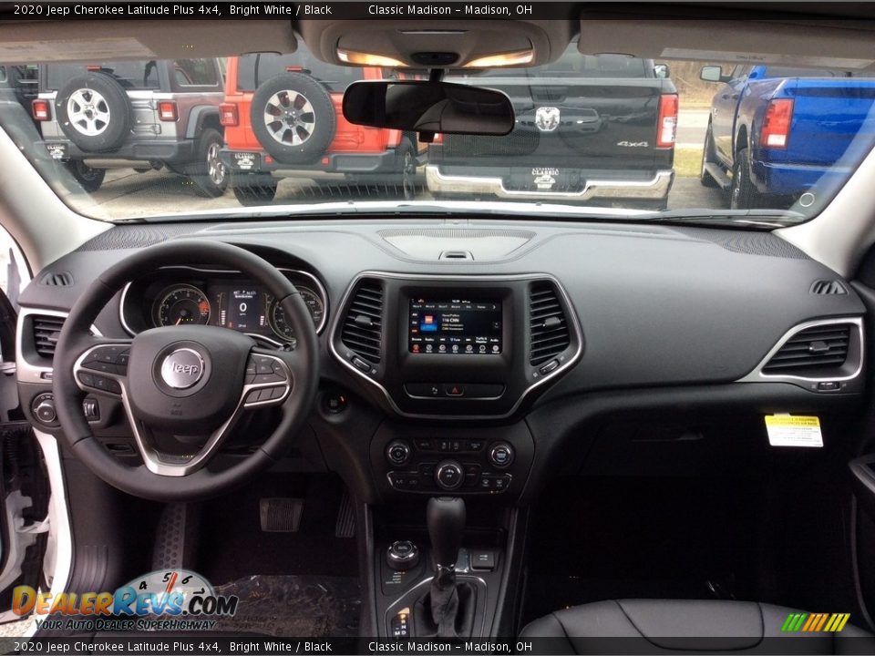 2020 Jeep Cherokee Latitude Plus 4x4 Bright White / Black Photo #12