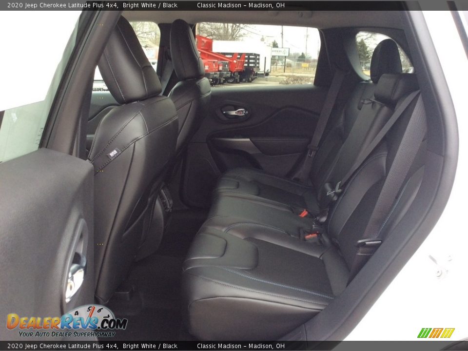 2020 Jeep Cherokee Latitude Plus 4x4 Bright White / Black Photo #16