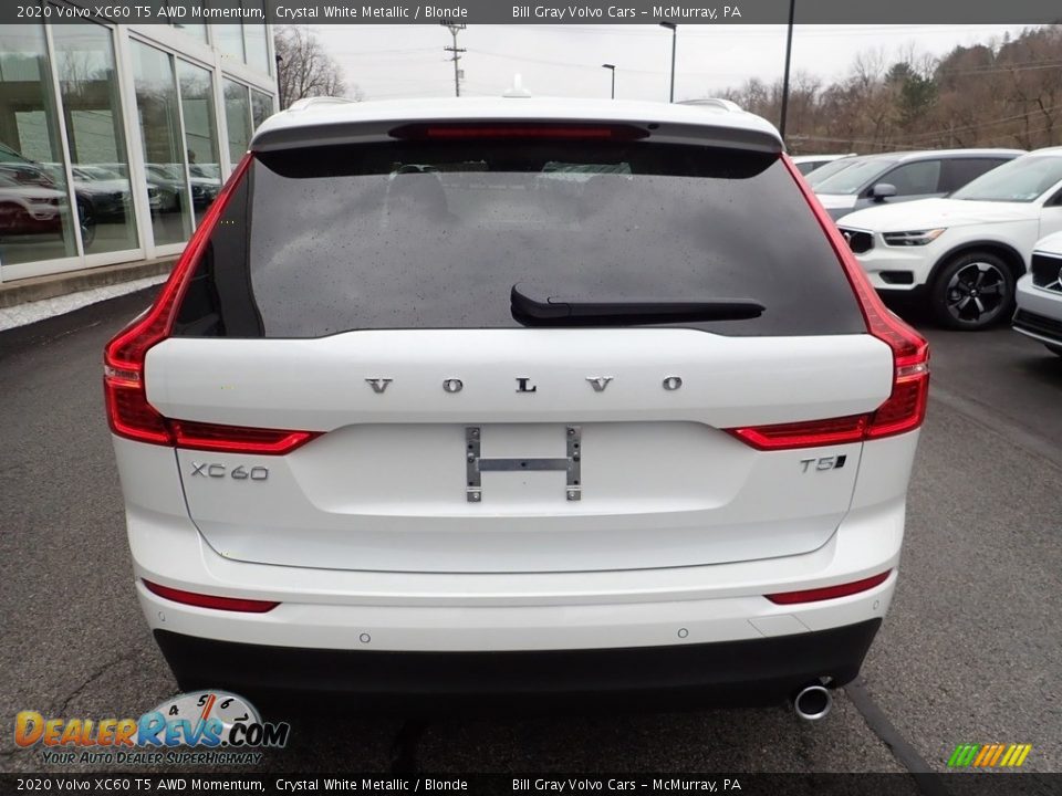 2020 Volvo XC60 T5 AWD Momentum Crystal White Metallic / Blonde Photo #3
