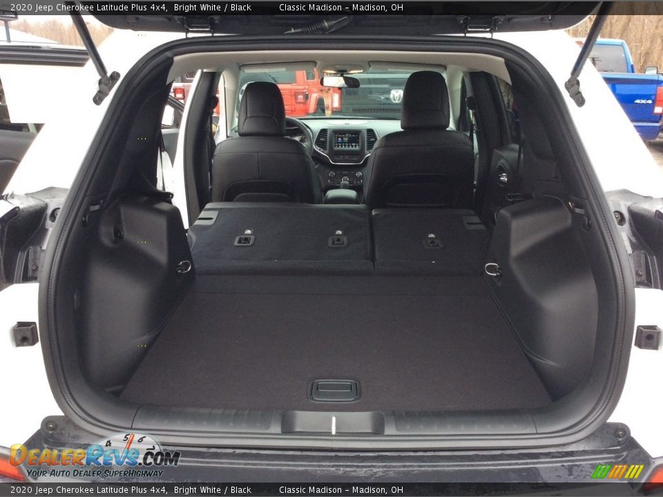 2020 Jeep Cherokee Latitude Plus 4x4 Bright White / Black Photo #18