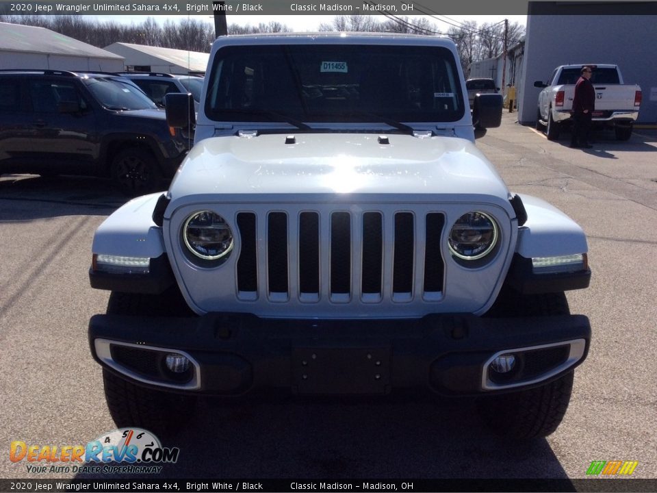 2020 Jeep Wrangler Unlimited Sahara 4x4 Bright White / Black Photo #4