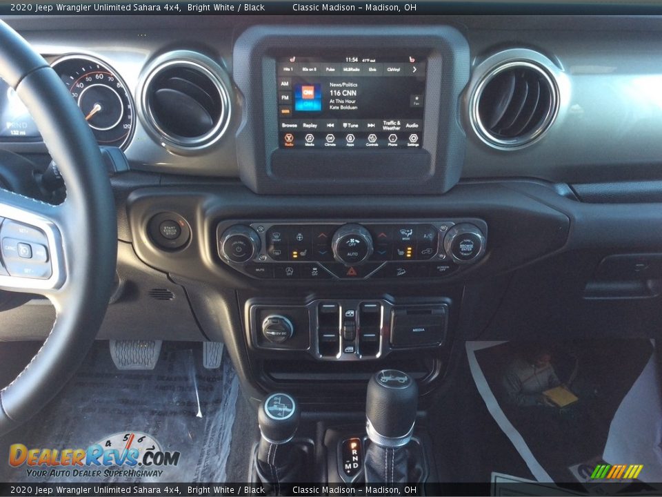 2020 Jeep Wrangler Unlimited Sahara 4x4 Bright White / Black Photo #13