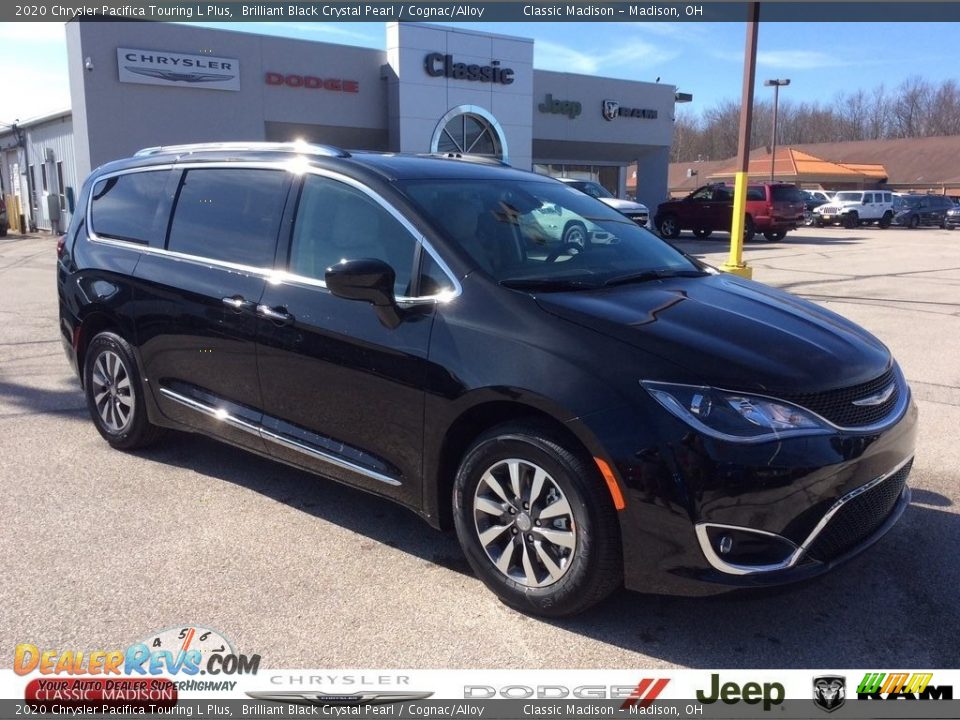 2020 Chrysler Pacifica Touring L Plus Brilliant Black Crystal Pearl / Cognac/Alloy Photo #1