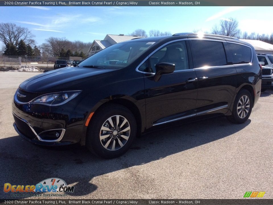 2020 Chrysler Pacifica Touring L Plus Brilliant Black Crystal Pearl / Cognac/Alloy Photo #5