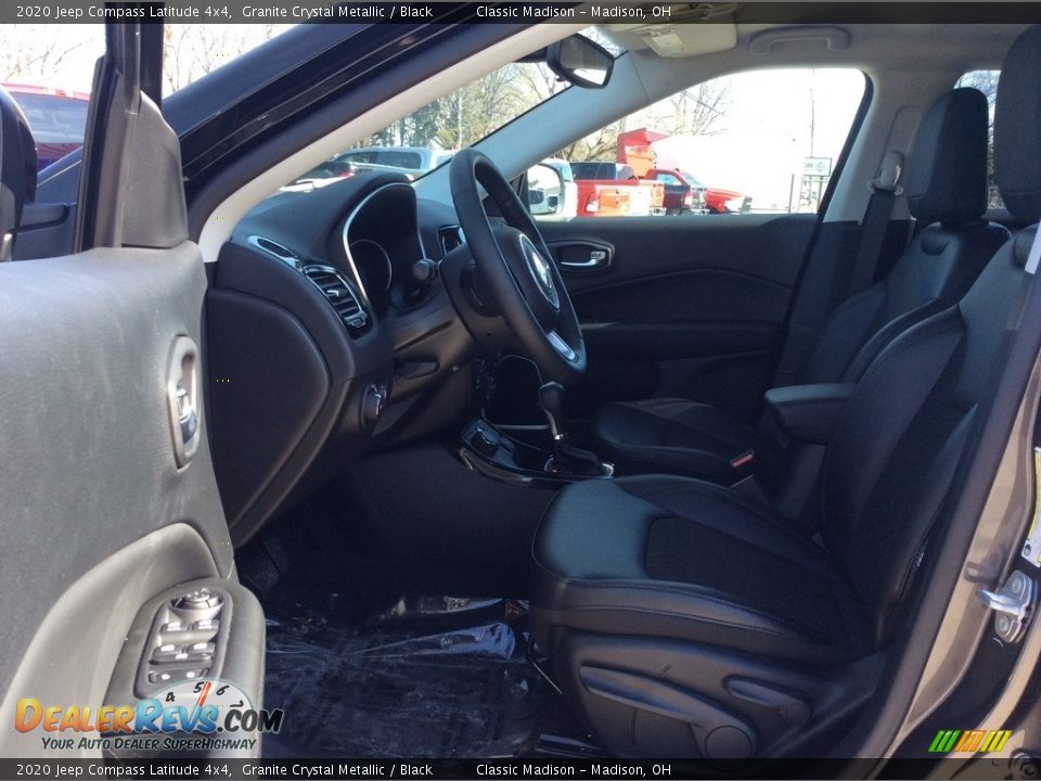 2020 Jeep Compass Latitude 4x4 Granite Crystal Metallic / Black Photo #11