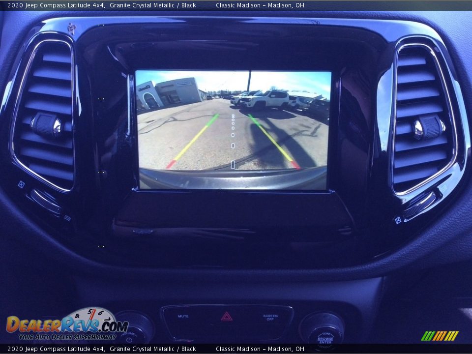 2020 Jeep Compass Latitude 4x4 Granite Crystal Metallic / Black Photo #15