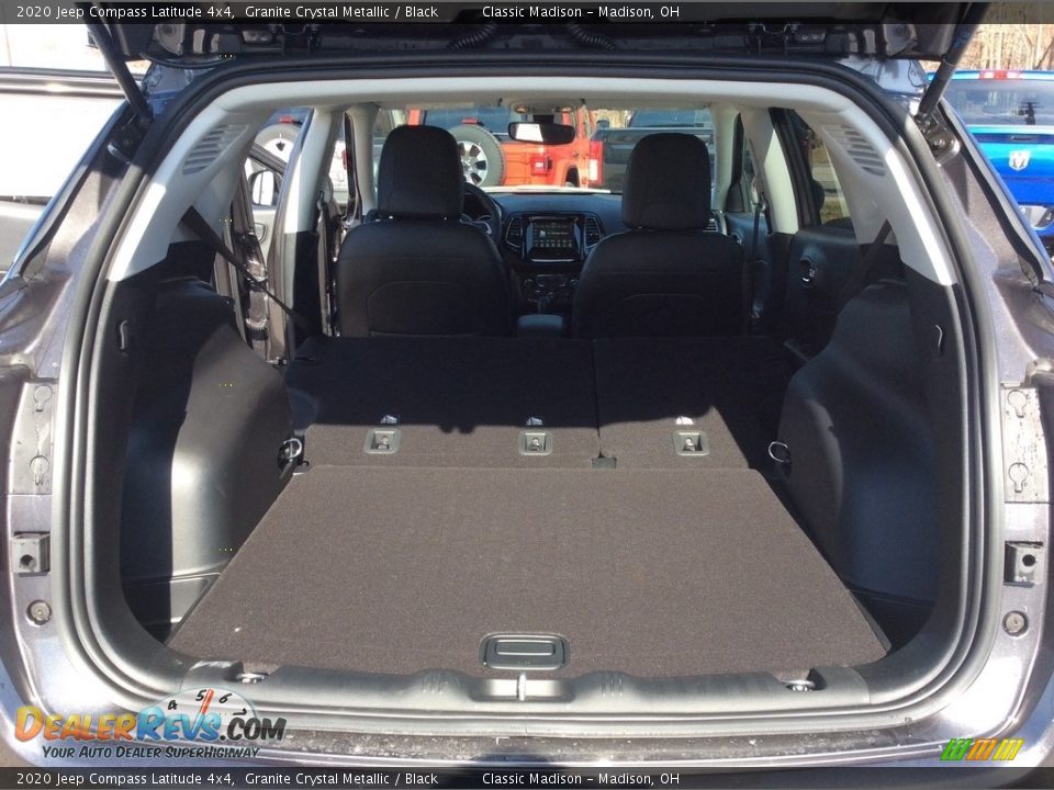 2020 Jeep Compass Latitude 4x4 Granite Crystal Metallic / Black Photo #19