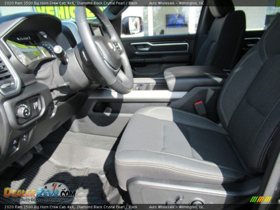 2020 Ram 1500 Big Horn Crew Cab 4x4 Diamond Black Crystal Pearl / Black Photo #11