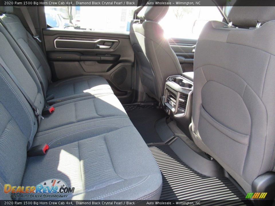 2020 Ram 1500 Big Horn Crew Cab 4x4 Diamond Black Crystal Pearl / Black Photo #14