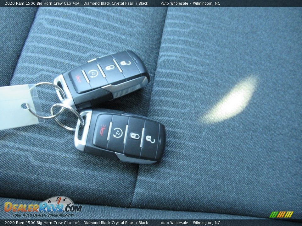 2020 Ram 1500 Big Horn Crew Cab 4x4 Diamond Black Crystal Pearl / Black Photo #20
