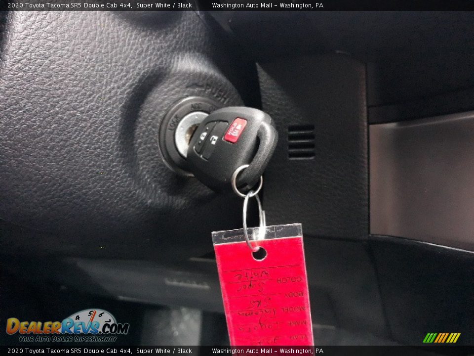 2020 Toyota Tacoma SR5 Double Cab 4x4 Super White / Black Photo #10