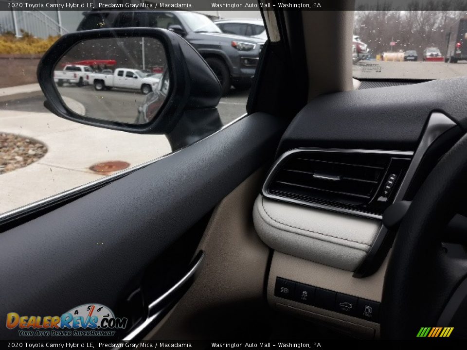 2020 Toyota Camry Hybrid LE Predawn Gray Mica / Macadamia Photo #7