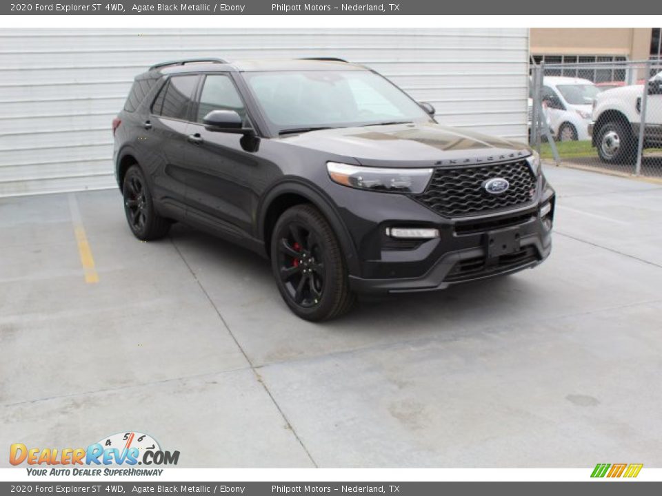 Front 3/4 View of 2020 Ford Explorer ST 4WD Photo #2