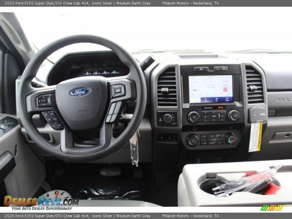 2020 Ford F250 Super Duty STX Crew Cab 4x4 Iconic Silver / Medium Earth Gray Photo #21