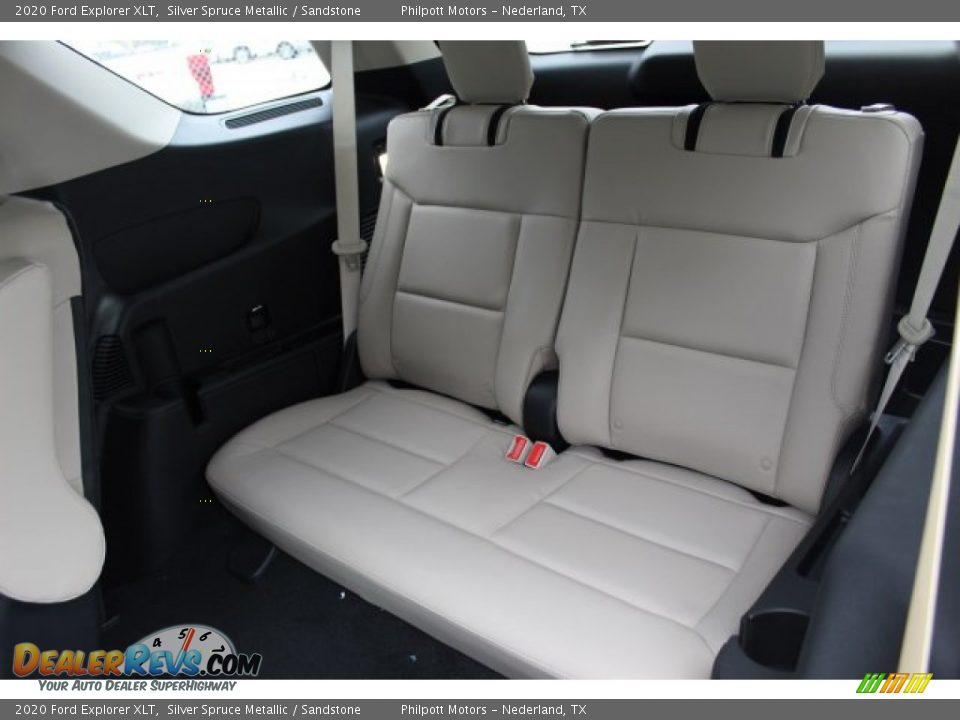 2020 Ford Explorer XLT Silver Spruce Metallic / Sandstone Photo #23