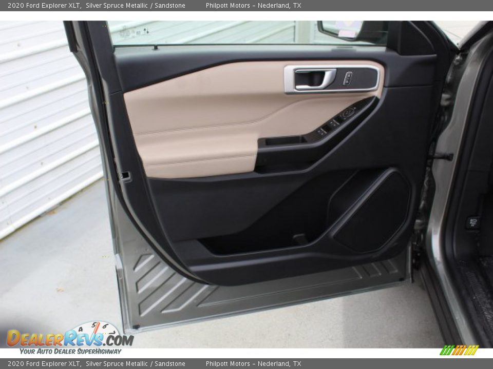 2020 Ford Explorer XLT Silver Spruce Metallic / Sandstone Photo #8