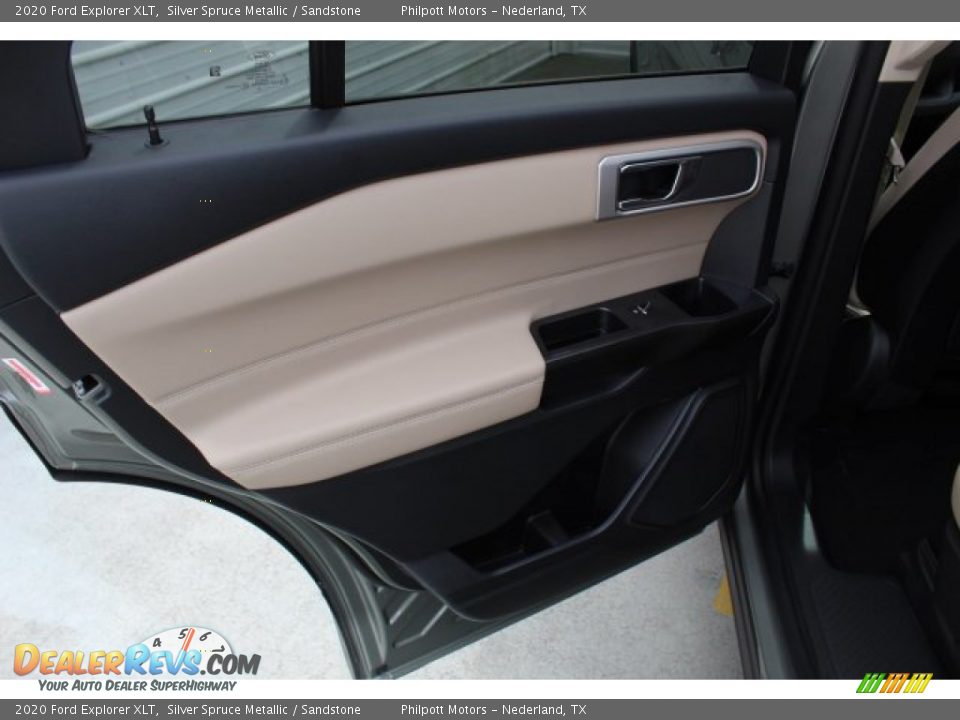 2020 Ford Explorer XLT Silver Spruce Metallic / Sandstone Photo #18