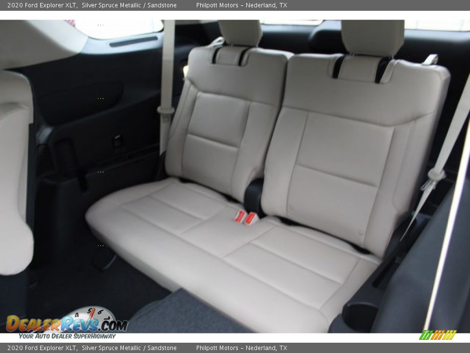2020 Ford Explorer XLT Silver Spruce Metallic / Sandstone Photo #22