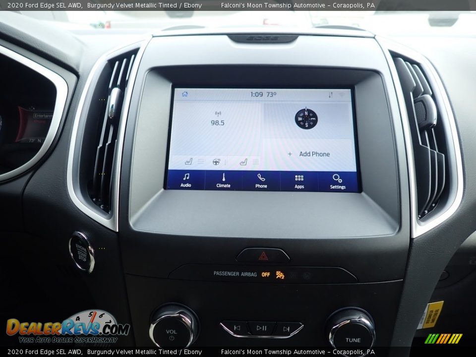 Controls of 2020 Ford Edge SEL AWD Photo #13