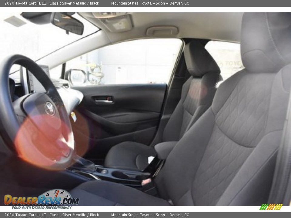 2020 Toyota Corolla LE Classic Silver Metallic / Black Photo #6