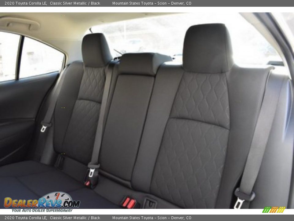 2020 Toyota Corolla LE Classic Silver Metallic / Black Photo #9