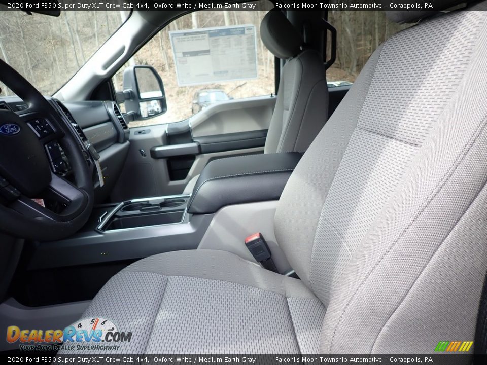 2020 Ford F350 Super Duty XLT Crew Cab 4x4 Oxford White / Medium Earth Gray Photo #10