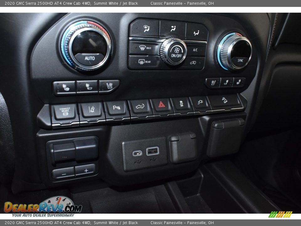 2020 GMC Sierra 2500HD AT4 Crew Cab 4WD Summit White / Jet Black Photo #6