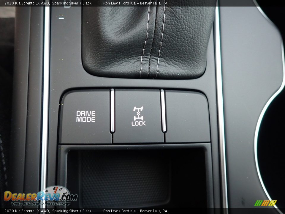2020 Kia Sorento LX AWD Sparkling Silver / Black Photo #12