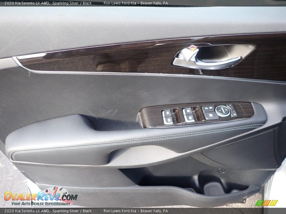 2020 Kia Sorento LX AWD Sparkling Silver / Black Photo #17