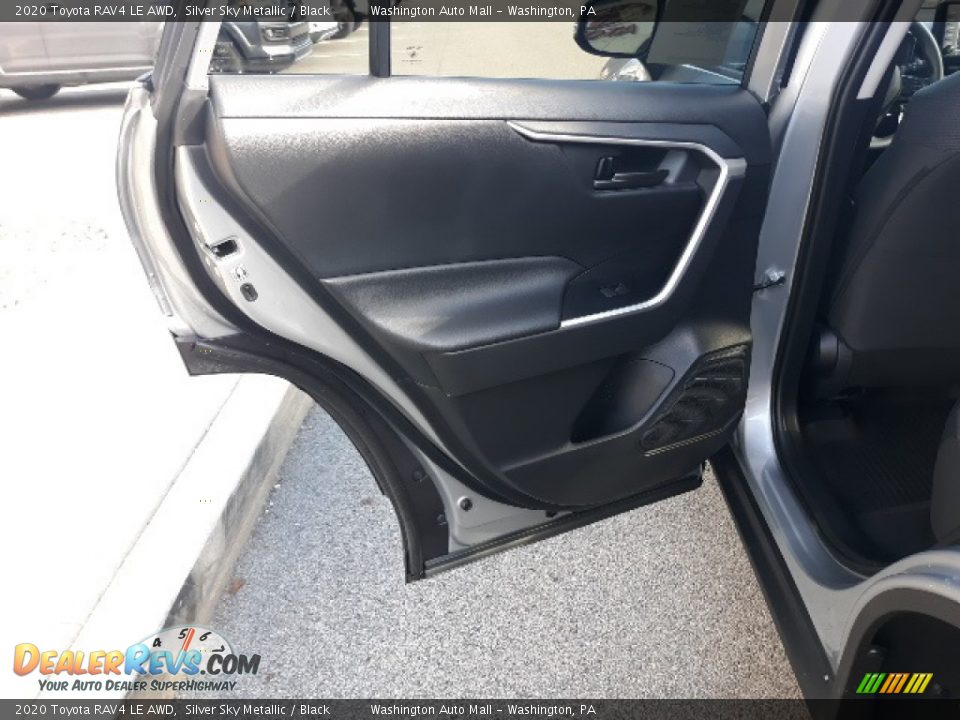 2020 Toyota RAV4 LE AWD Silver Sky Metallic / Black Photo #28