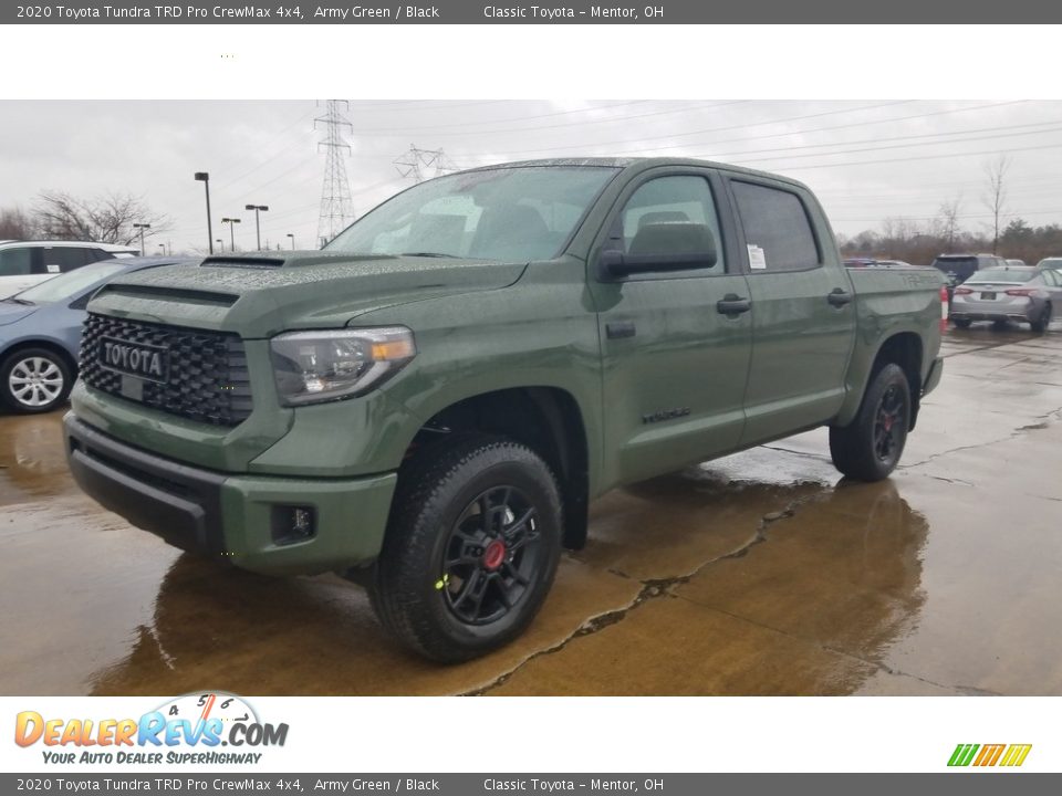 Front 3/4 View of 2020 Toyota Tundra TRD Pro CrewMax 4x4 Photo #1