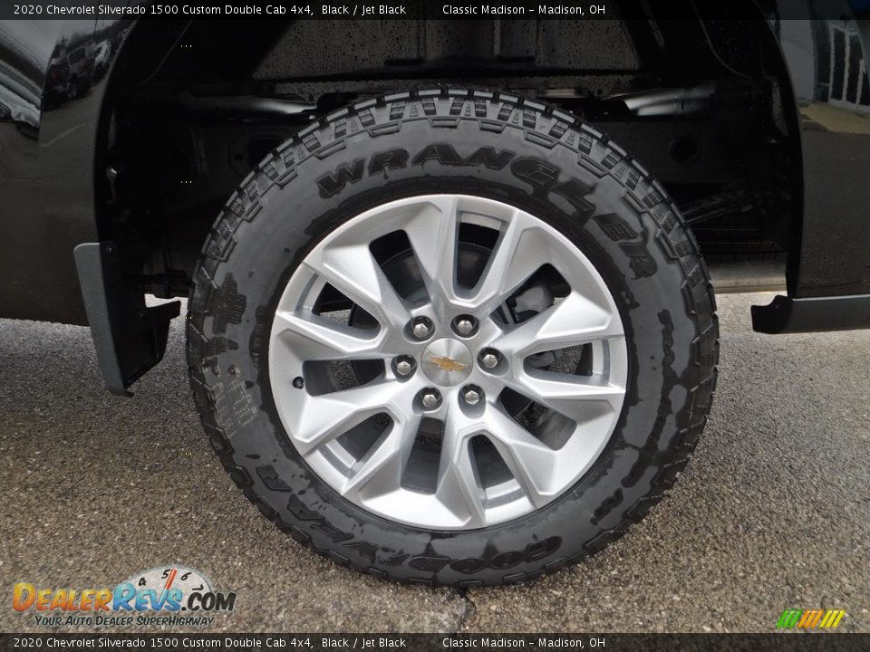 2020 Chevrolet Silverado 1500 Custom Double Cab 4x4 Black / Jet Black Photo #10