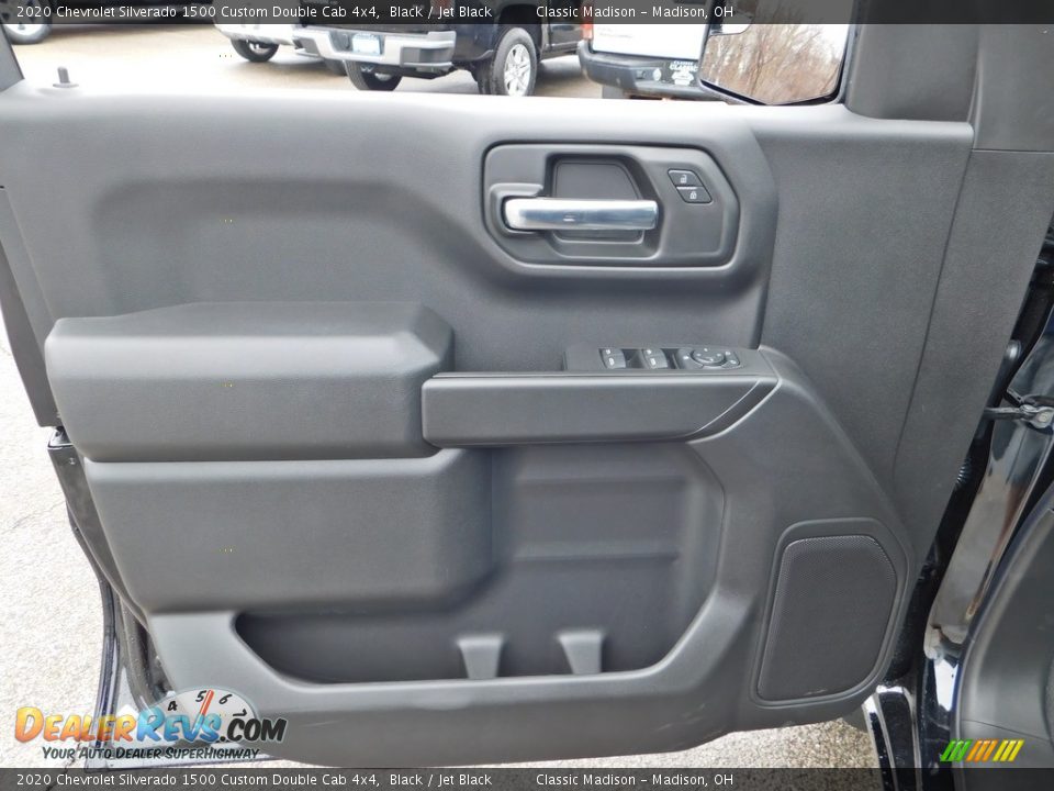 2020 Chevrolet Silverado 1500 Custom Double Cab 4x4 Black / Jet Black Photo #11