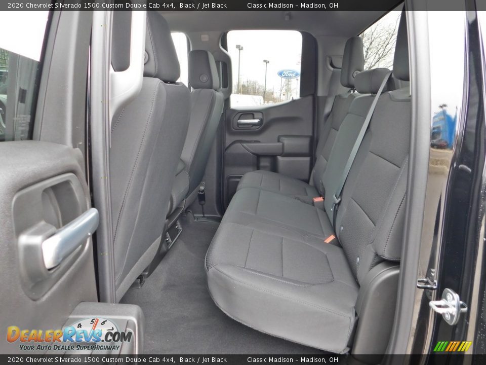2020 Chevrolet Silverado 1500 Custom Double Cab 4x4 Black / Jet Black Photo #22