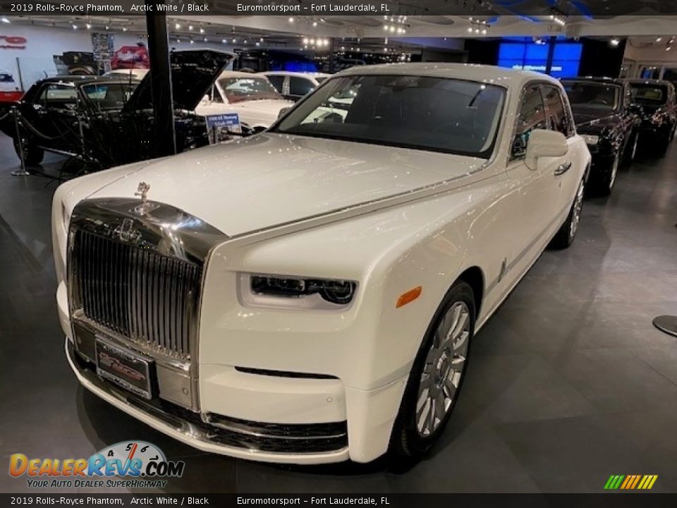 2019 Rolls-Royce Phantom Arctic White / Black Photo #2