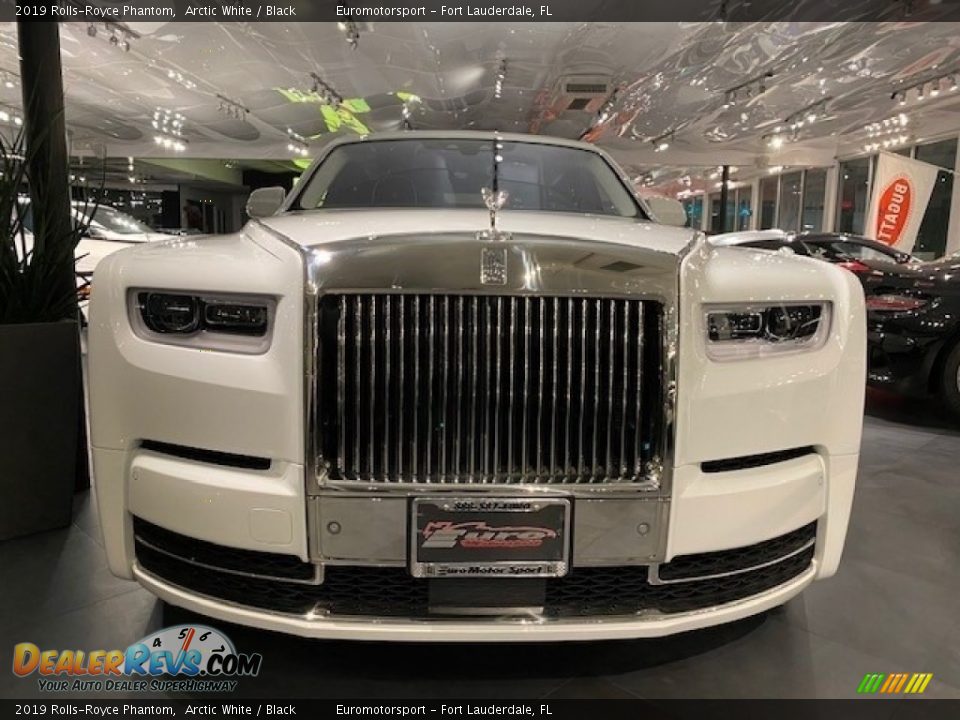 2019 Rolls-Royce Phantom Arctic White / Black Photo #3