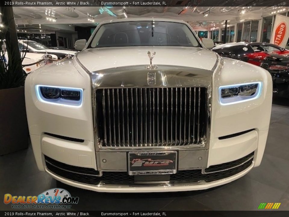 2019 Rolls-Royce Phantom Arctic White / Black Photo #6
