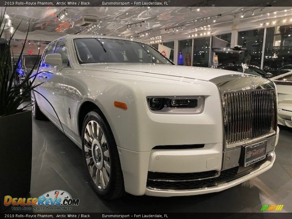 2019 Rolls-Royce Phantom Arctic White / Black Photo #7