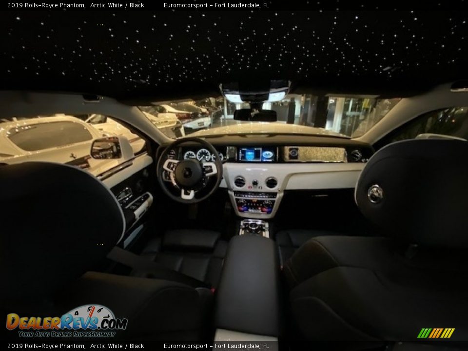2019 Rolls-Royce Phantom Arctic White / Black Photo #26