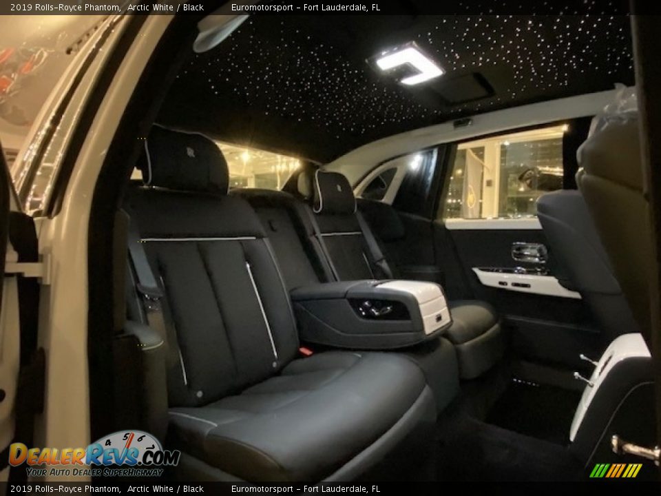 2019 Rolls-Royce Phantom Arctic White / Black Photo #33
