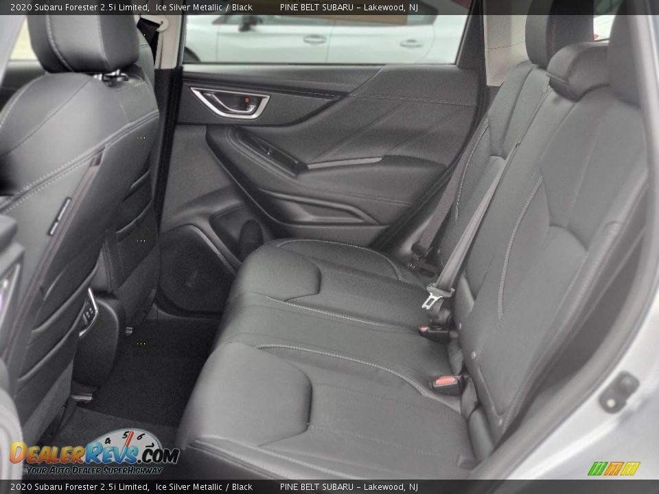 2020 Subaru Forester 2.5i Limited Ice Silver Metallic / Black Photo #9