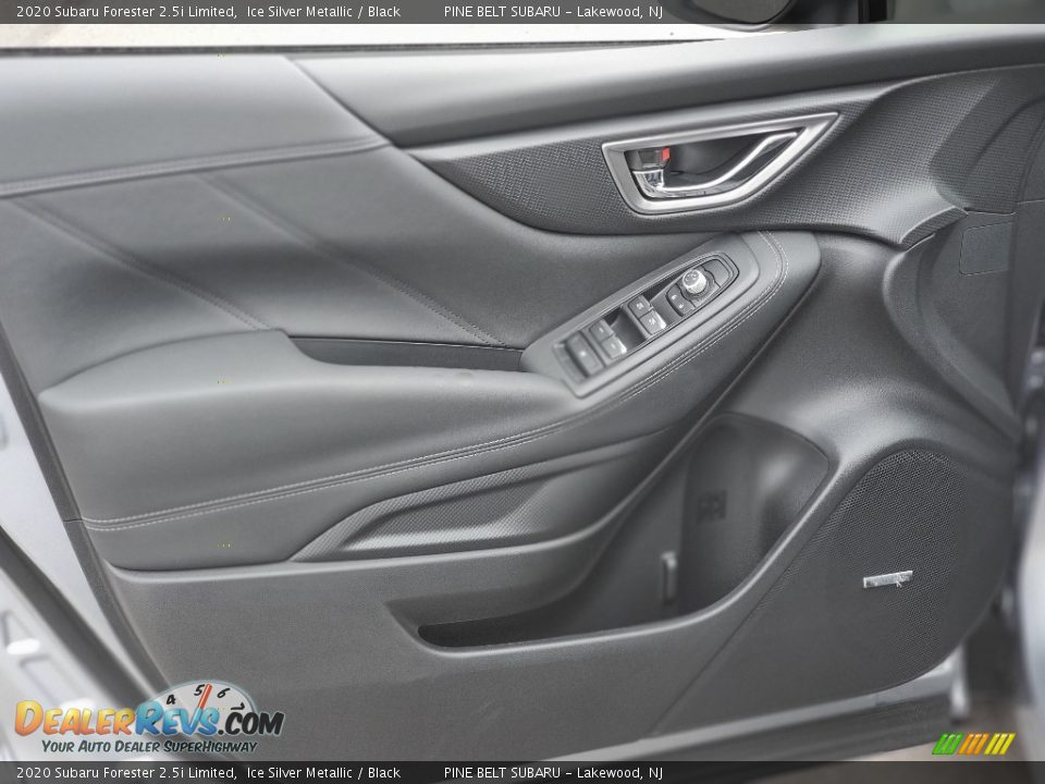 2020 Subaru Forester 2.5i Limited Ice Silver Metallic / Black Photo #12