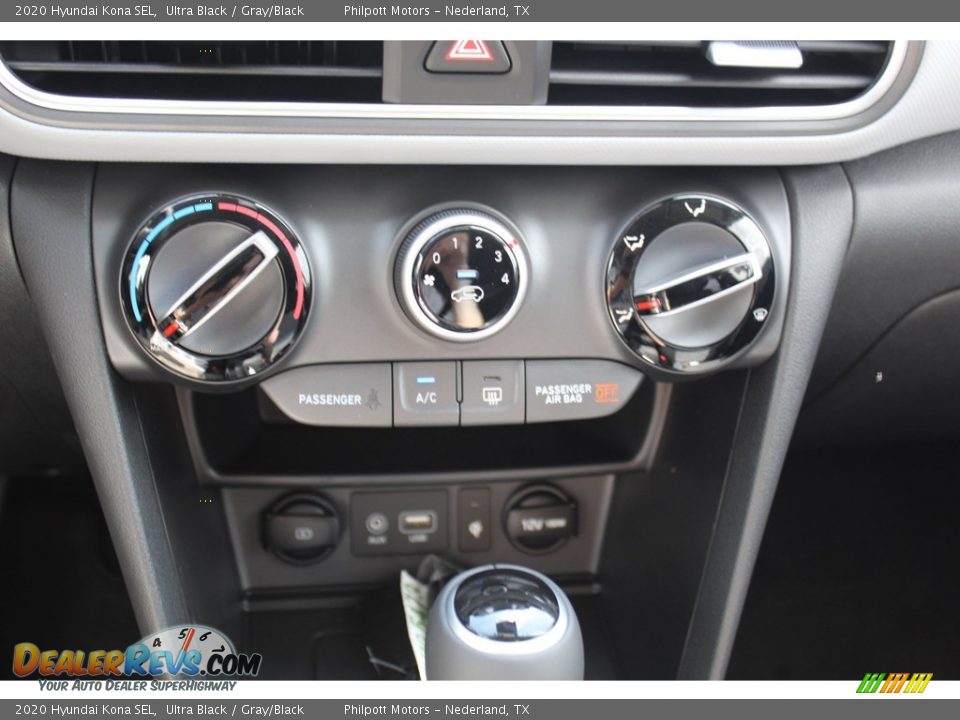 2020 Hyundai Kona SEL Ultra Black / Gray/Black Photo #17