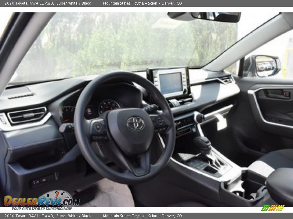 2020 Toyota RAV4 LE AWD Super White / Black Photo #5