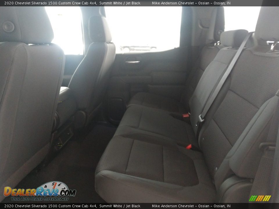 2020 Chevrolet Silverado 1500 Custom Crew Cab 4x4 Summit White / Jet Black Photo #12